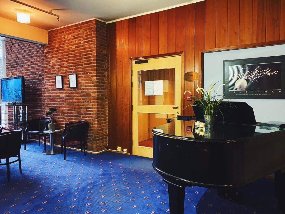 Mitt Hotell Moss Exteriör bild