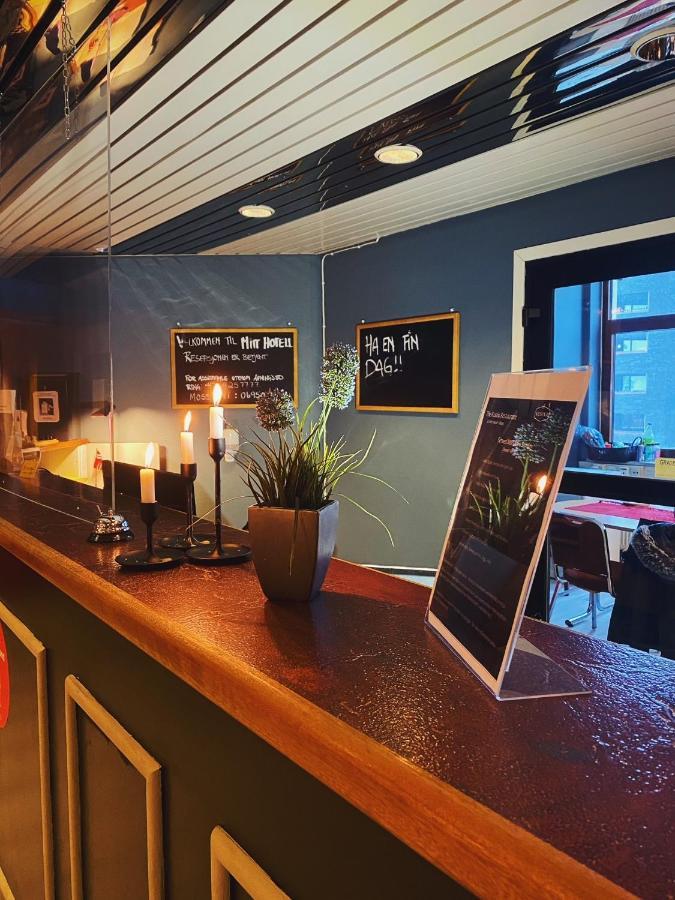 Mitt Hotell Moss Exteriör bild